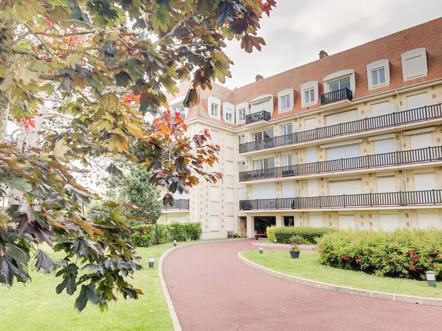 Deauville Triangle D'Or Proche Mer & Casino Aux Clefs Des Sacres Exterior foto